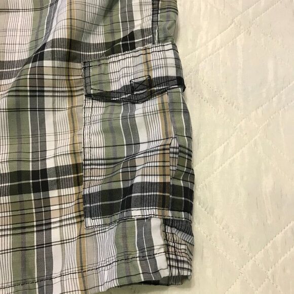 Marx & Dutch plaid cargo shorts size 50 - Picture 2 of 3